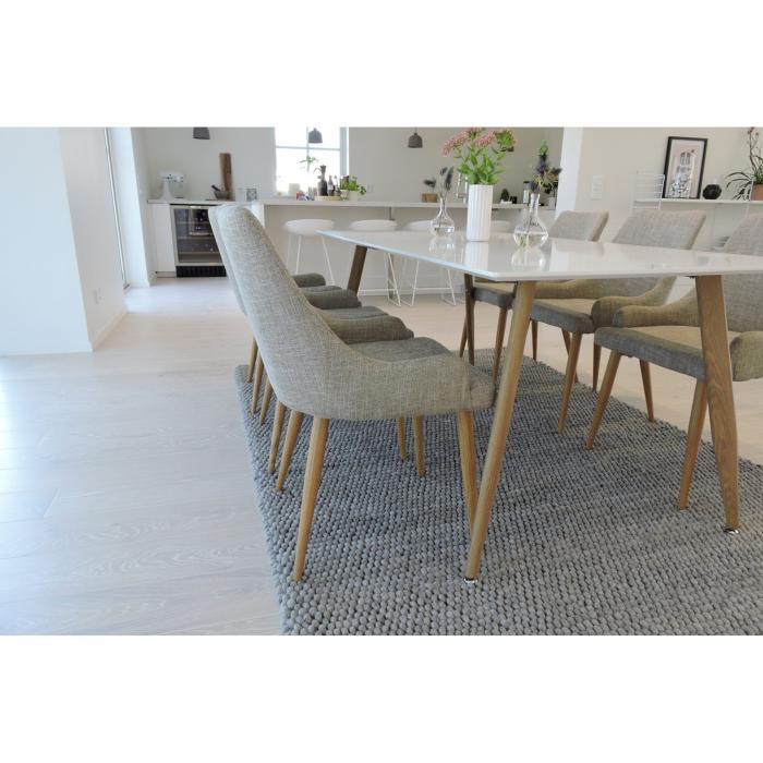 Rektangulär matgrupp Polar, Plaza