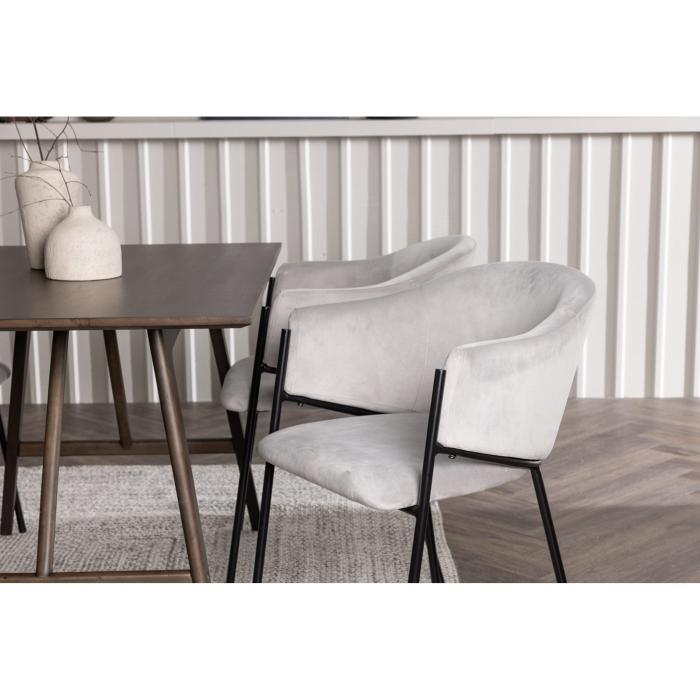 Rektangulär matgrupp Kaseidon, Evelina