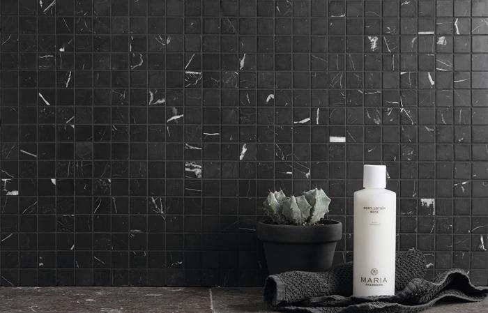 D0101 Marmor polerad svart