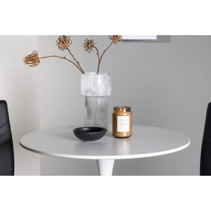 Rund matgrupp Hamden, Lily
