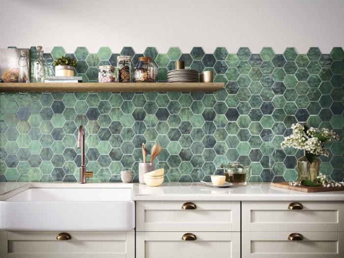 Jaffa green hexagon 26,5x51