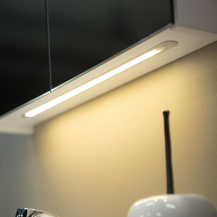 Underbelysning spegelskåp