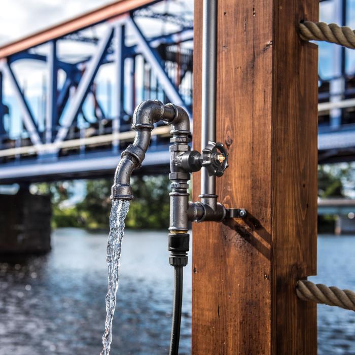 Garden Utedusch Väggfast