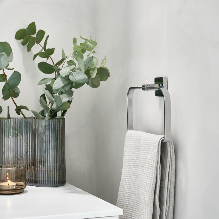 Handduksring Ice Polerad Krom